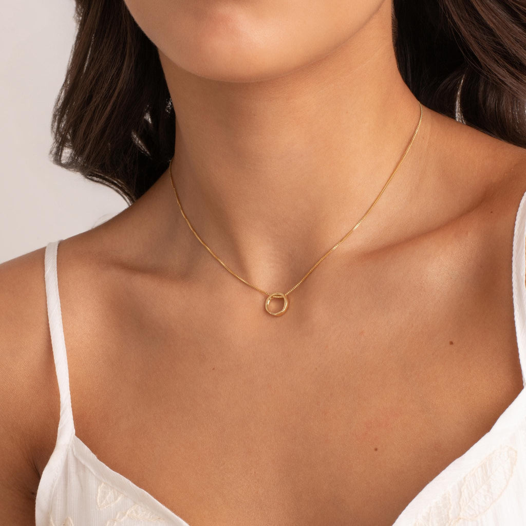 Circle Pendant Necklace