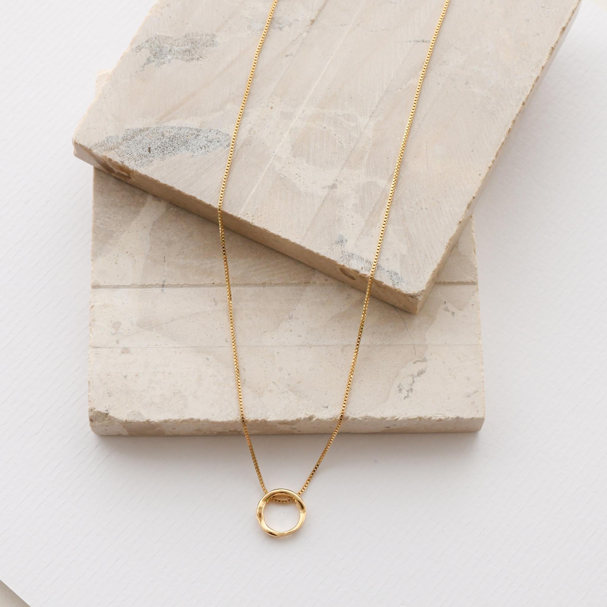 Circle Pendant Necklace
