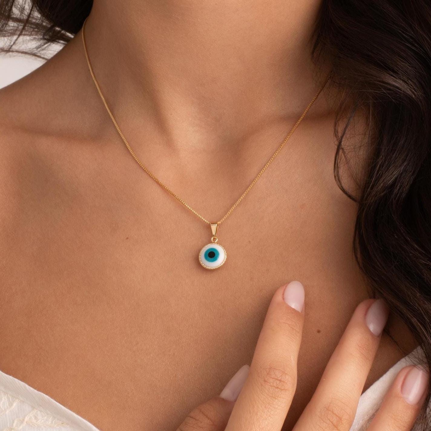 Minimal Evil Eye Pendant Necklace